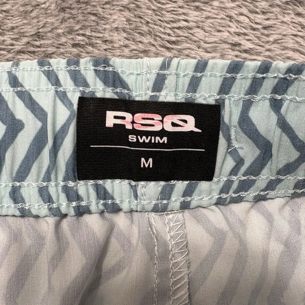 RSQ‎ Swim Trunks Men Medium Aqua Zig Zag Pattern 5